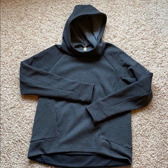 Lucy women’s Lux Fleece Pullover Sweatshirt Small - Picture 1 of 6